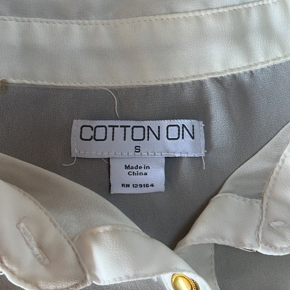 Sheer collared button up with gold buttons - Picture 2 of 2